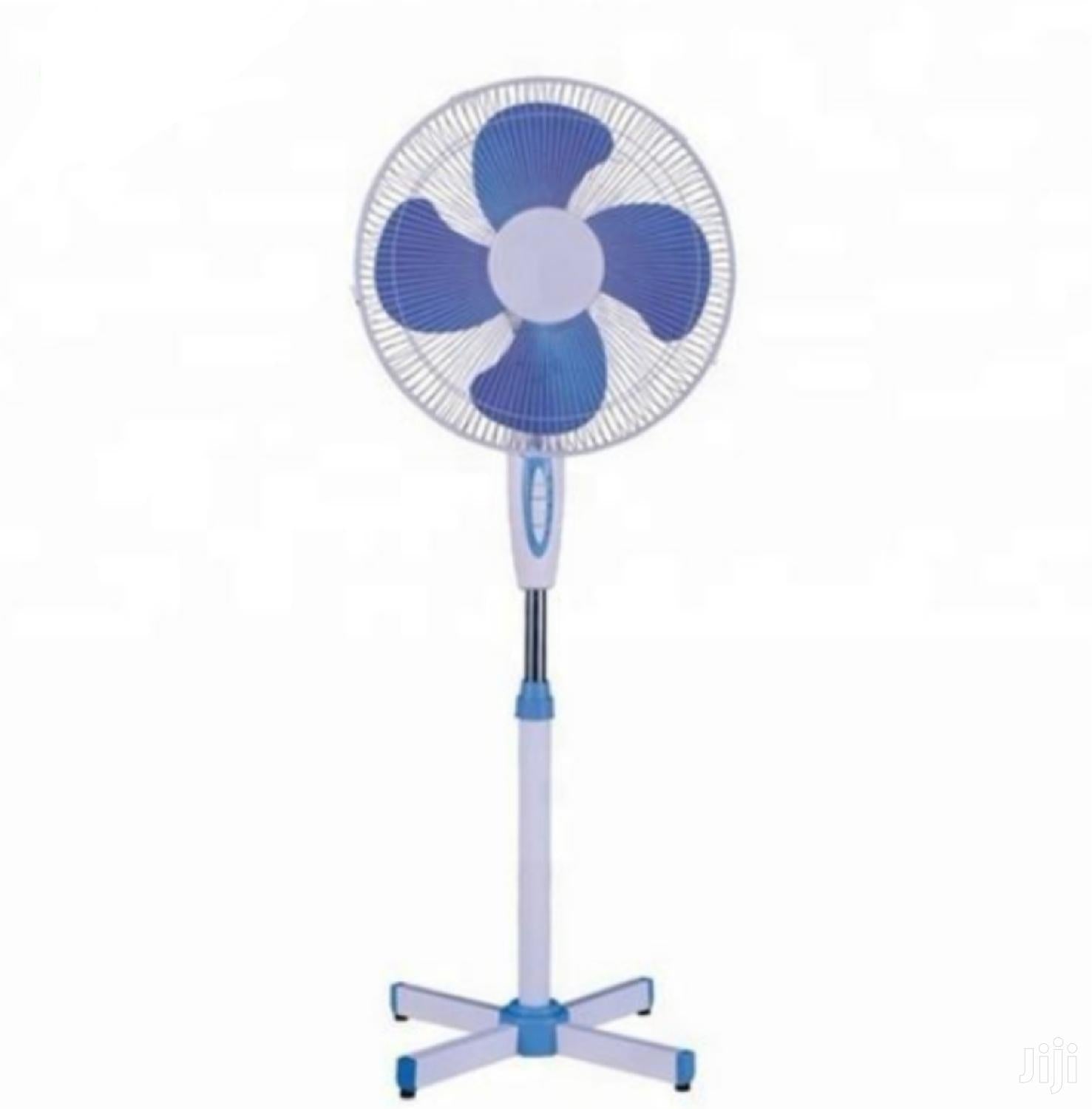 VENTILATOR CU PICIOR ALB-ALBASTRU, 45 W, DIAMETRU 41 CM