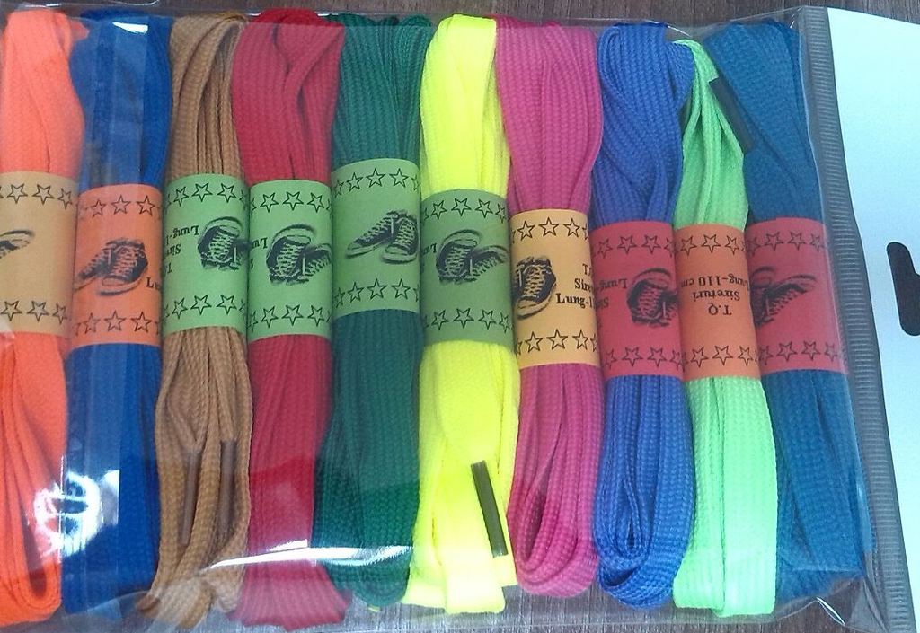 Siret color pentru pantofi